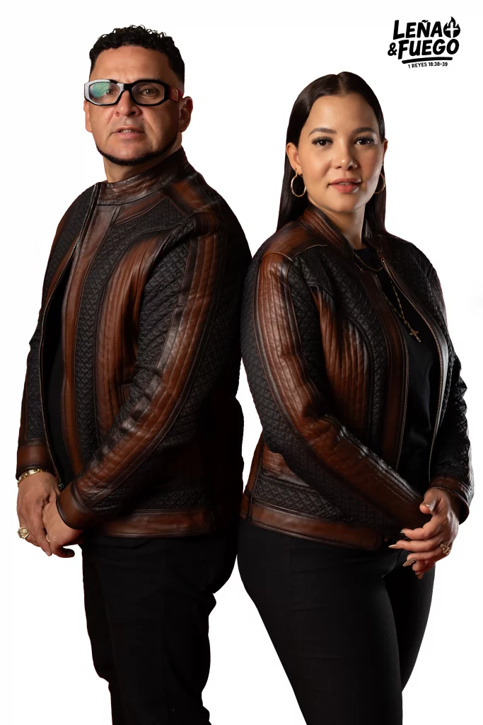 Leña y Fuego foto del duo anteriormente los poderosos de jah